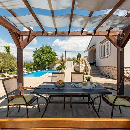 Mestrovic Zadarvillas * 扎达尔