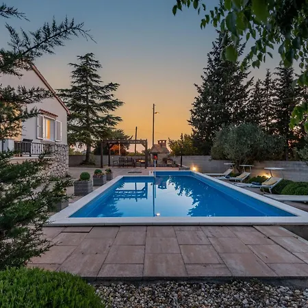 Mestrovic Zadarvillas * 扎达尔