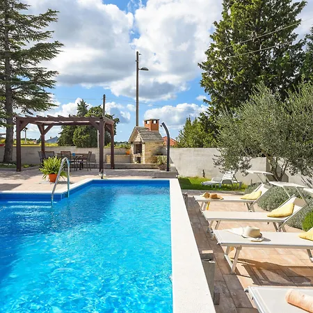 Mestrovic Zadarvillas * 扎达尔