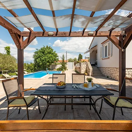 Mestrovic Zadarvillas Βίλα *