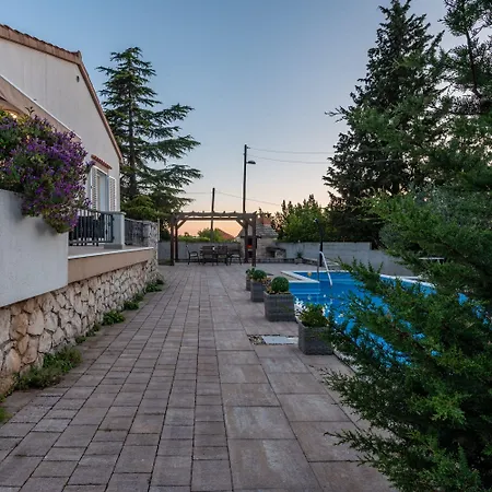 Mestrovic Zadarvillas *