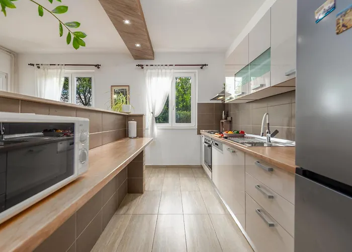 Mestrovic Zadarvillas * Задар