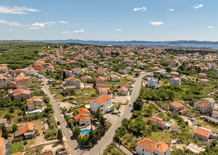 Mestrovic Zadarvillas * Задар