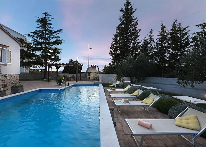 Mestrovic Zadarvillas فيلة زادار